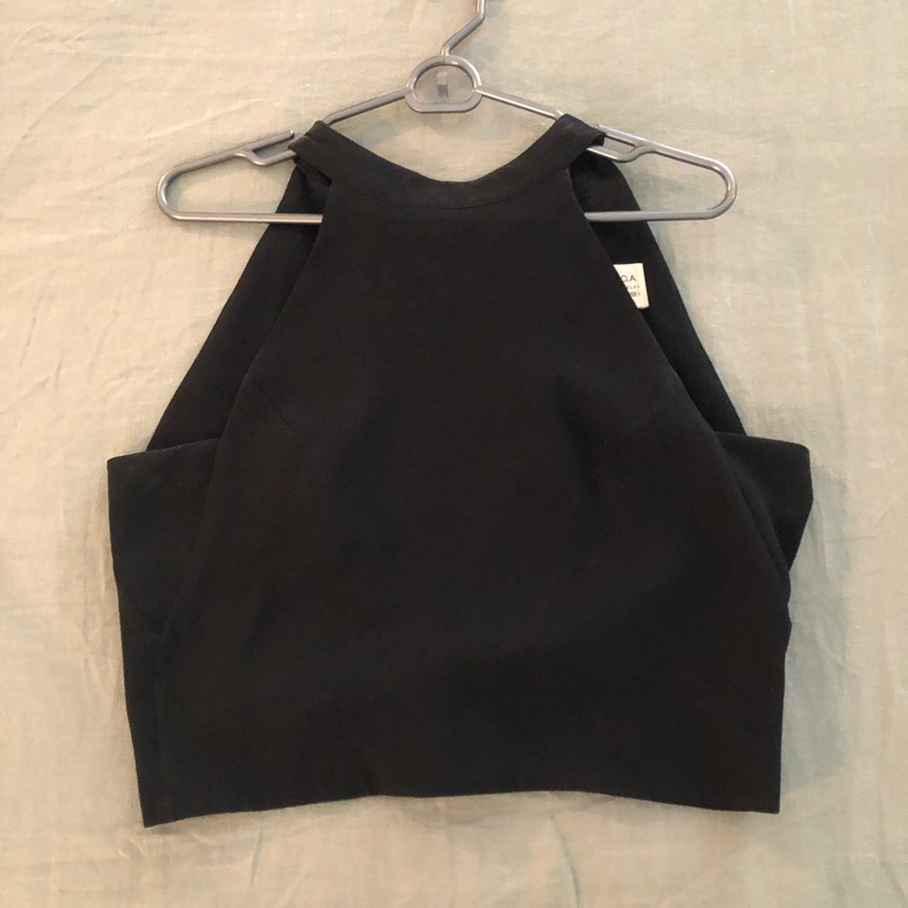 Black crop top